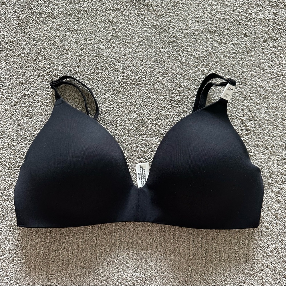 Victoria's Secret Wear Everywhere Wireless Lightly Lined Bra Black Size 34C